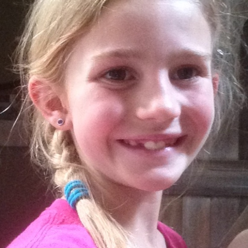 Meet your Posher, Julie